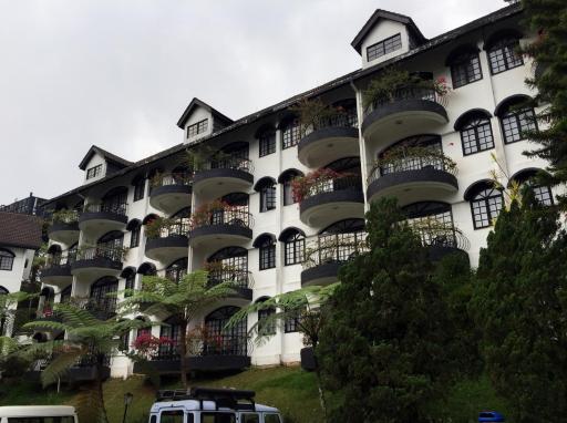 Strawberry Park Resort - Housity