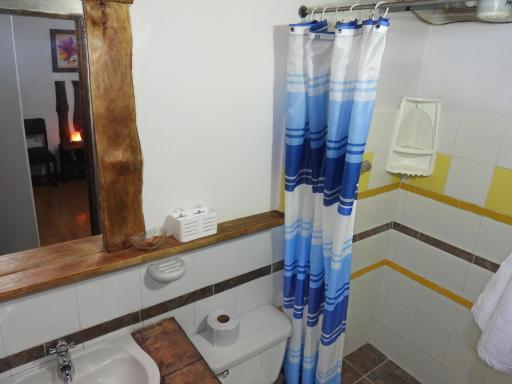 Casa Hotel Flor de Cerezo - Housity