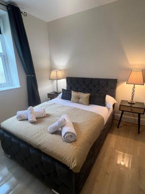 Elizabeth Grace House - Housity