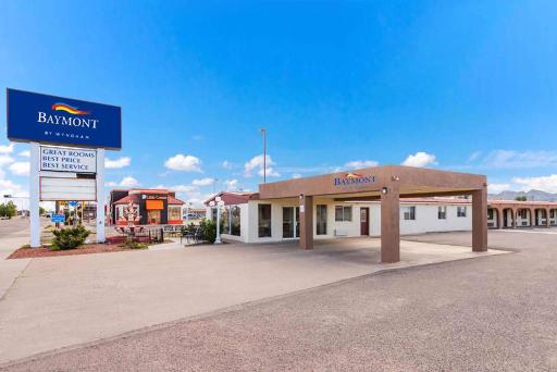 Baymont by Wyndham Socorro - Housity