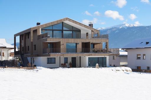 Ariala - Mountain Holiday Home - Housity