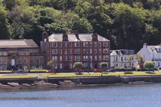 Bellevue Bute, Luxury 2 bedroom sea view flat - Housity