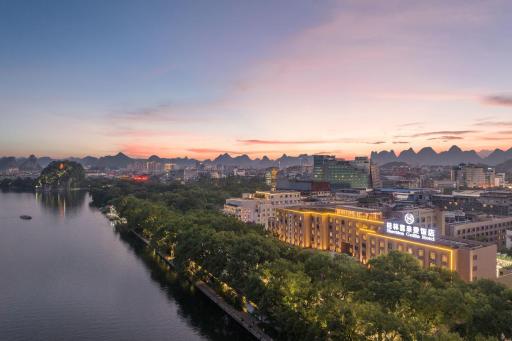 Sheraton Guilin Hotel - Housity