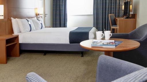 Holiday Inn Hull Marina, an IHG Hotel - Housity