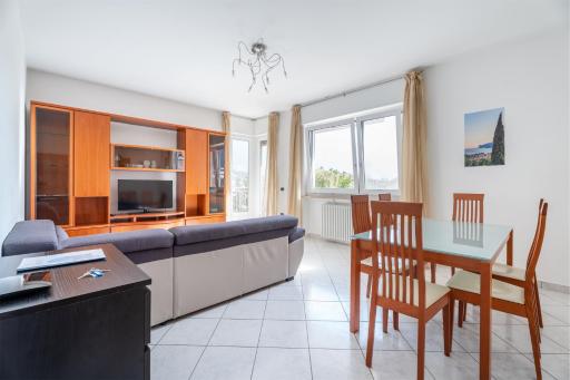 Be & Being - Milena - Housity