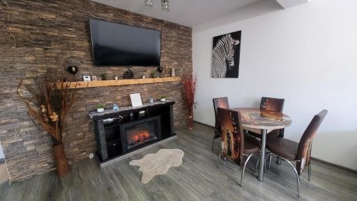 Riccardos's Holiday - Housity