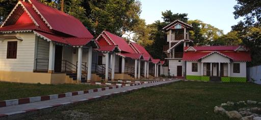 Day Night Resort - Housity