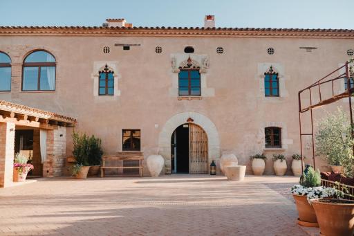Hotel-Masia Can Farrés - Housity