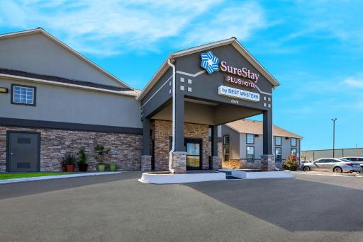 SureStay Plus Hotel by Best Western Tulsa East - Housity