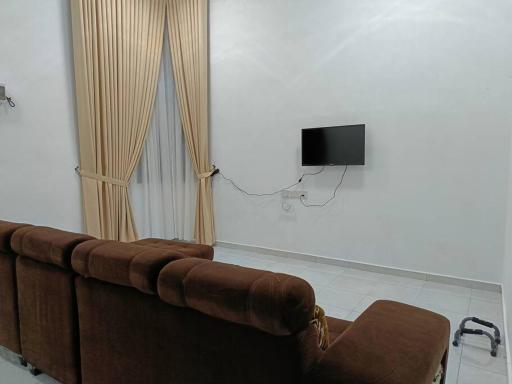 Homestay Kuantan tepi pantai. - Hizvo