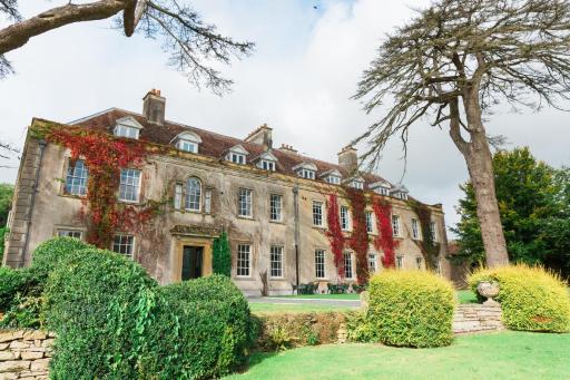 Holbrook Manor Hotel & Spa - Housity