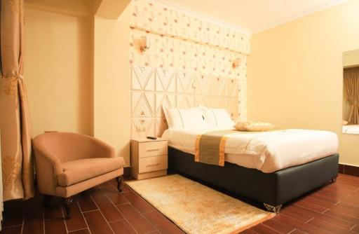Gold Suite Hotel - Housity