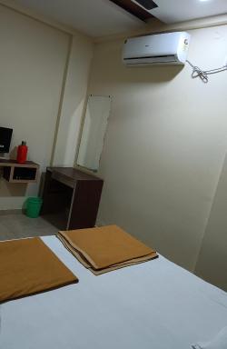 Samraj Lodge Akkalkot - Housity