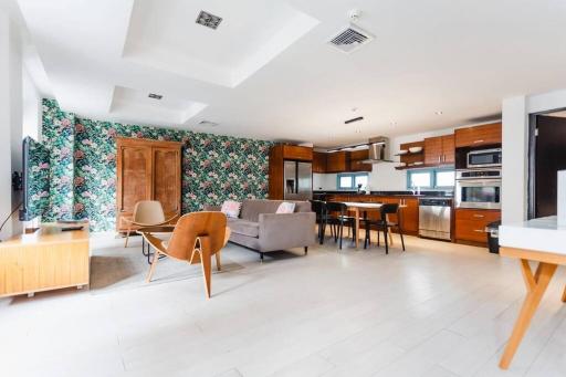Casa Azul - Apartamento de 2 Pisos, 2Hab con Rooftop en Casco Antiguo - Housity