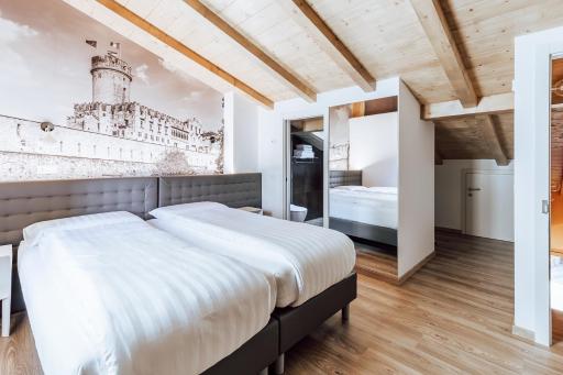 Mine House - Hizvo