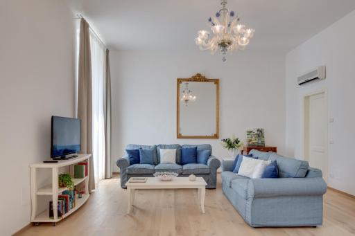 Rambaldi Apartments in Casa nr 6 with shared Terrace - Hizvo