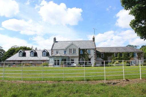 Boyne View House - Housity