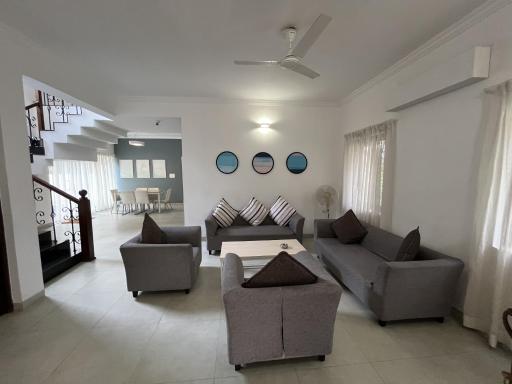 Mansions by Pinto Rosario - Housity
