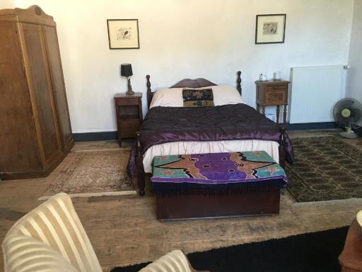 Townhouse 26 Chambres d'Hôtes Civray Hotel - Housity
