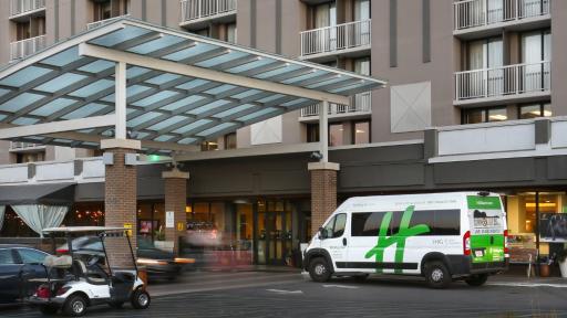 Holiday Inn Nashville Vanderbilt, an IHG Hotel - Housity