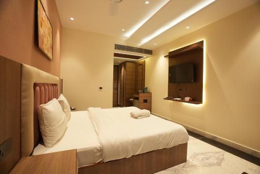 Elite Hotel Lime Stay Greater Noida - Housity