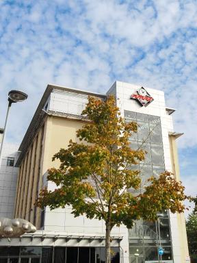 Future Inn Cardiff Bay - Housity
