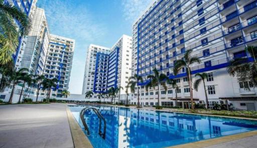 Lovely Condo with 1 Bed Room, Pool and Gym. - Housity
