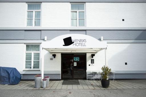 Henriks Hotell - Housity