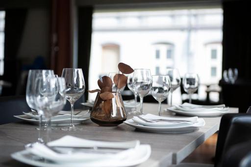 Henriks Hotell - Housity