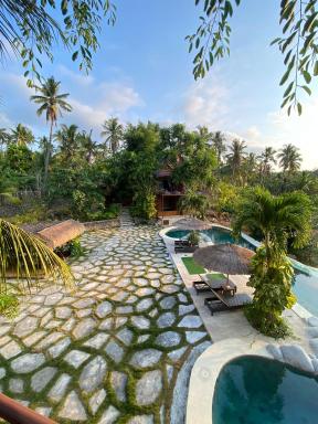 Gading Tree House - Housity