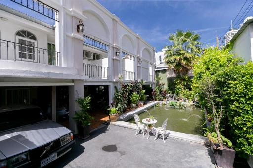 Wong Amat House - Housity