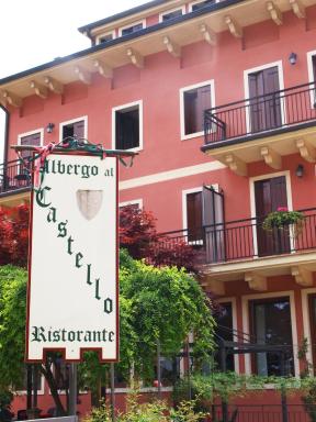 Albergo Al Castello - Housity