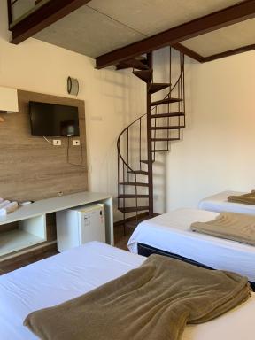 Enjoy Hotel - Housity