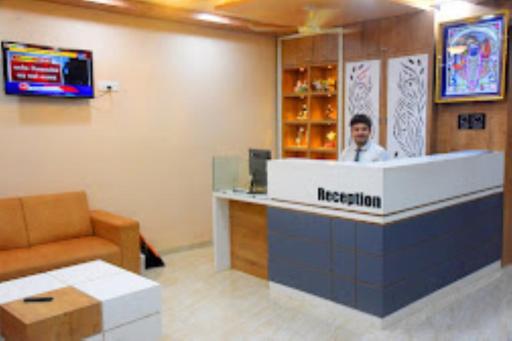 HOTEL PLATINUM Veraval - Housity