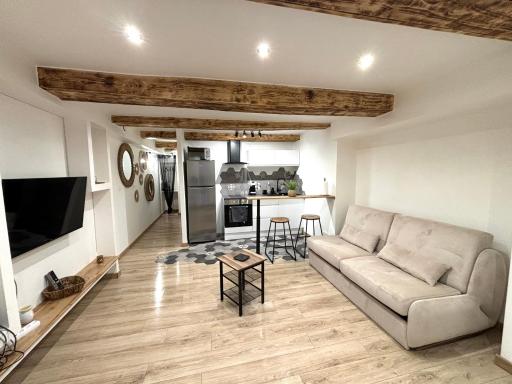 Studio au cœur de la Venise provençale - Housity