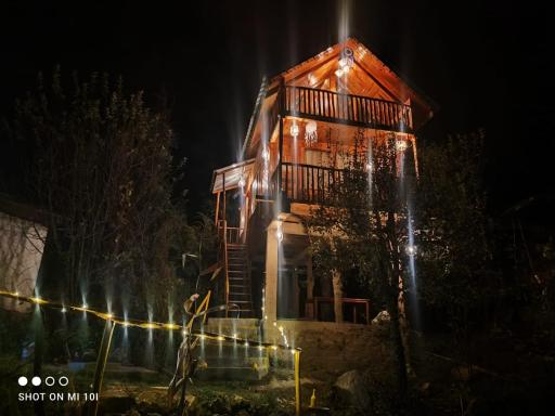 Tree House Jibhi The Hidden Cottage - Housity