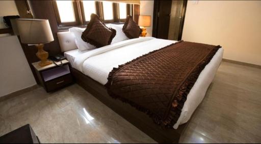 Hotel Mahadev Villa - Housity