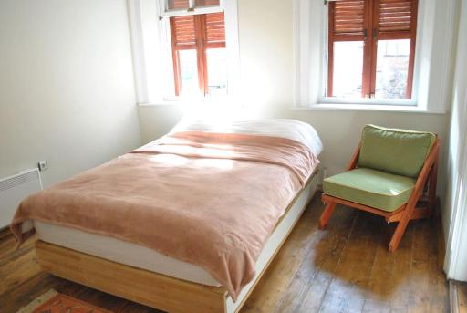 Maris , Greek House @ City Center ALSANCAK - Housity