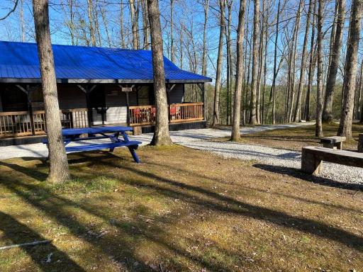 3BR, 1.5BA Perfect Location in Red River Gorge! - Housity