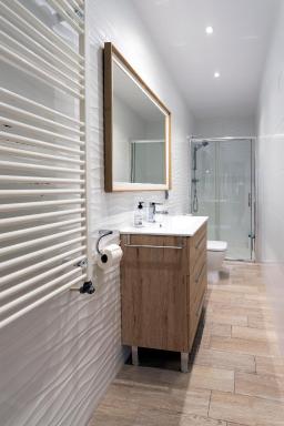 Spacio Menina by Unique Rooms - Housity