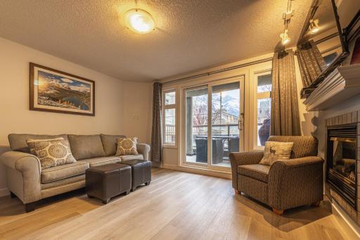 Mountain View One Bedroom Vacation Suite - WindTower 119 - Housity