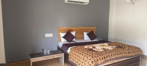 Hotel Natures Nest - Housity