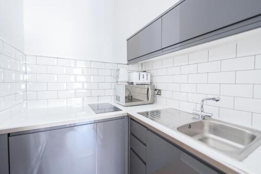 Edinburgh Castle Apartments - Housity