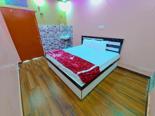 Ayodhya Residency 5 min walking From Ram Janam Bhumi - Housity
