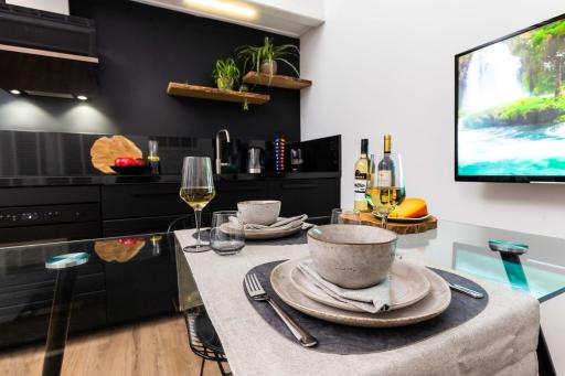 Family XL double floor Delft City Centre near Rotterdam The Hague Design Appart UtopiaC - Housity
