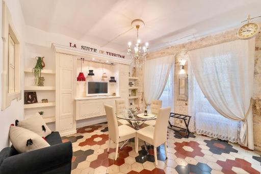 LA SUITE DE TURRITAN - Housity