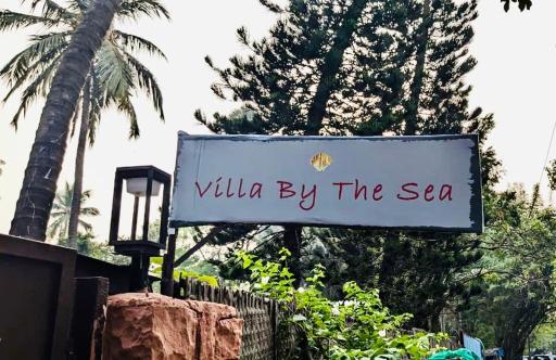 Villa by the Sea - Housity