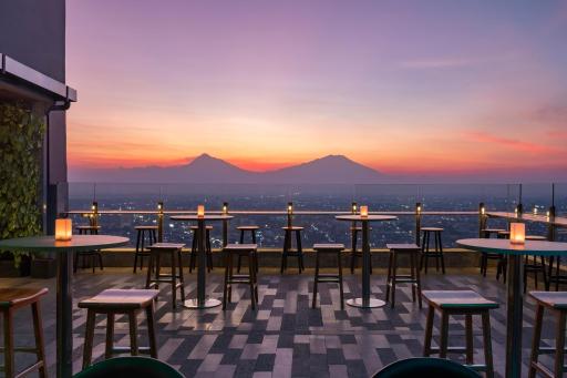 Alila Solo - Housity