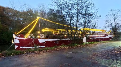 péniche Ino Lefkothea II chambre d'hôtes - Housity