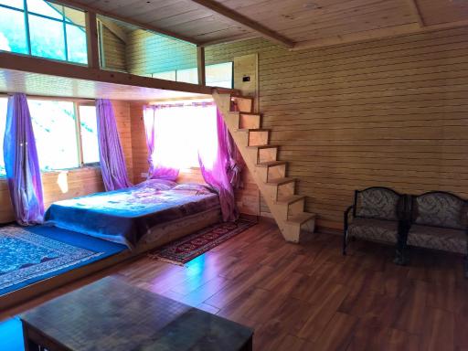 Natures Edge - Housity